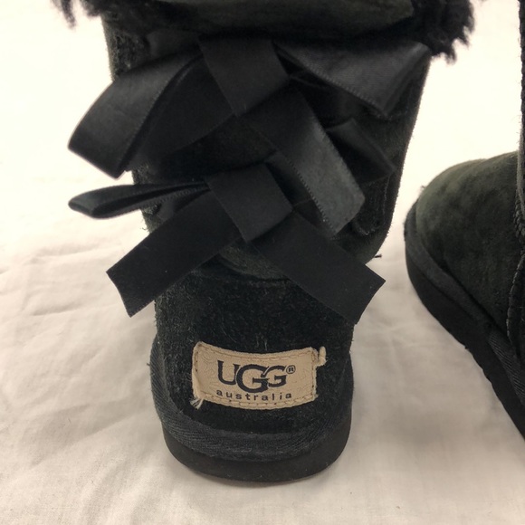 UGG Kids Bailey Bow Black Boots (S/N 3280T)/ Size: 10 Toddler - Picture 3 of 11